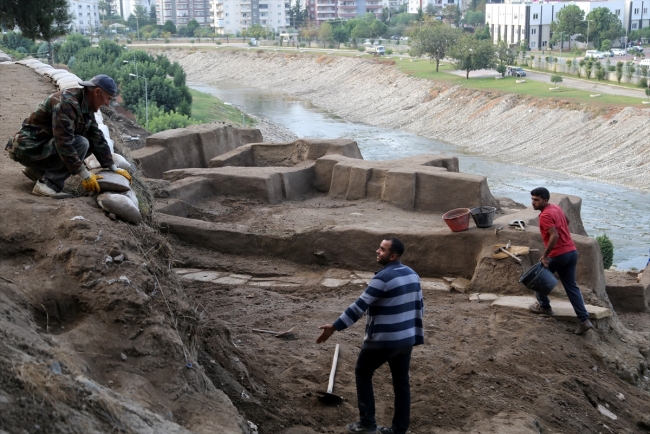 Mersin Yumuktepe Höyüğü'nde 9 bin yıllık mühür bulundu